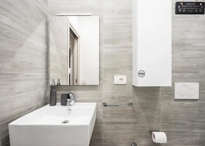 Flat Moon Over Florence, Terrace, Free Parking Apartment *